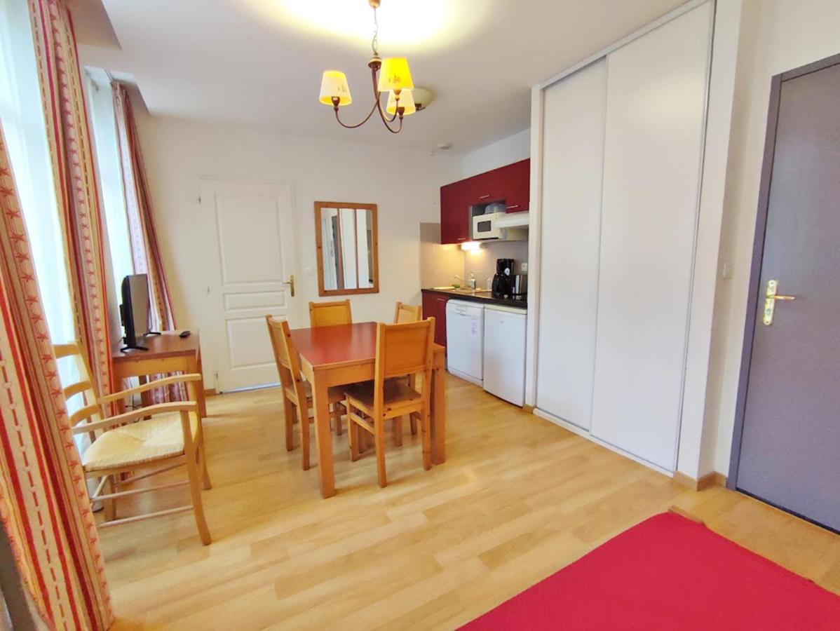 La Petite Ourse, T2, Centre Luchon, Wifi, Casier A Skis, Ascenseur, 4 Personnes Bagneres-de-Luchon Exterior photo